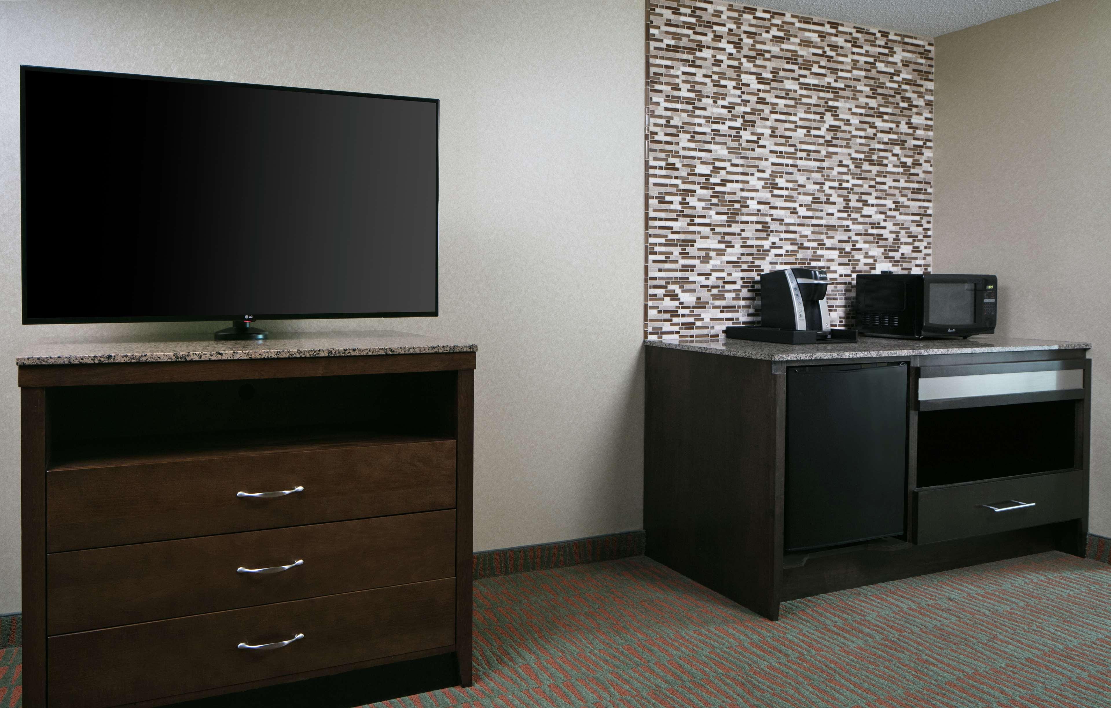 Hilton Garden Inn Manhattan Kansas Exterior photo