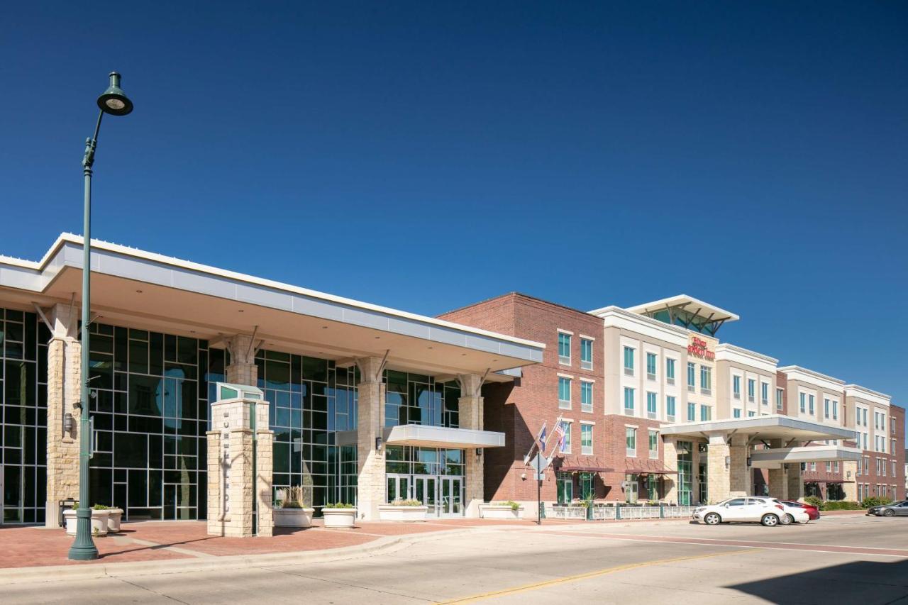Hilton Garden Inn Manhattan Kansas Exterior photo